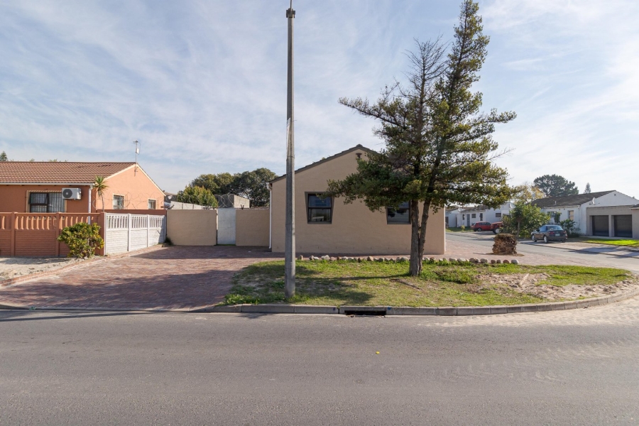 3 Bedroom Property for Sale in Northpine Western Cape